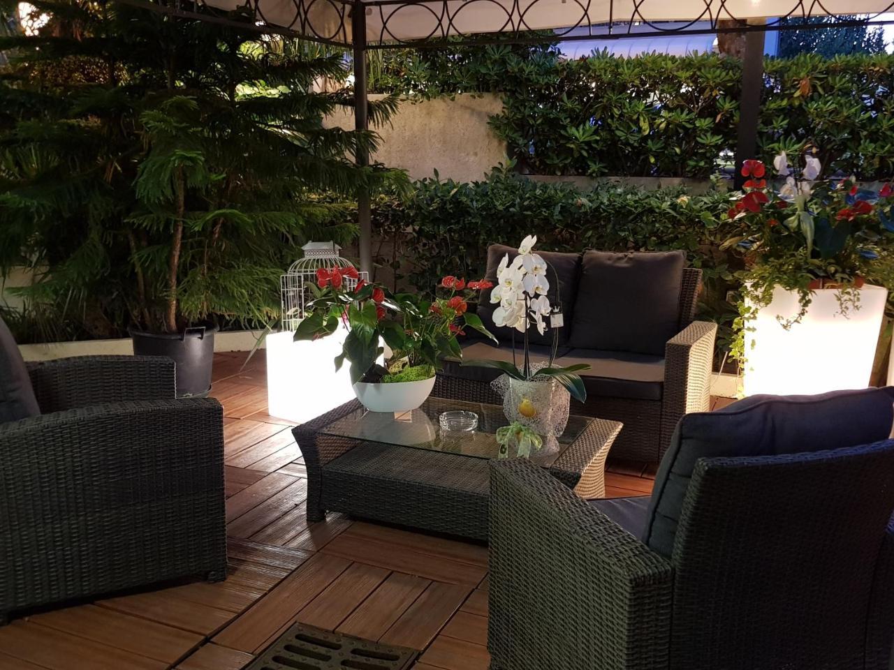 Hotel Beppe リミニ エクステリア 写真